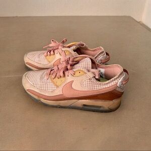 Women’s nike Pink and Brown Women's Sneakers air max